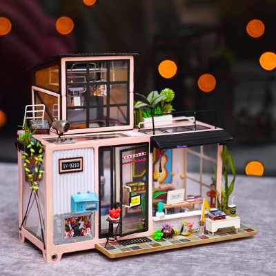 Tiny House Kevin's Studio DIY